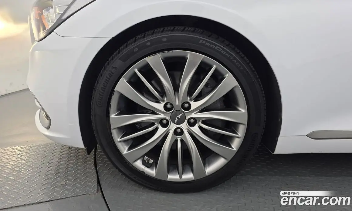 Genesis G80 2017 3.3 автомат (гидро), фото 5 Genesis G80 2017 3.3 автомат (гидро), фото 5