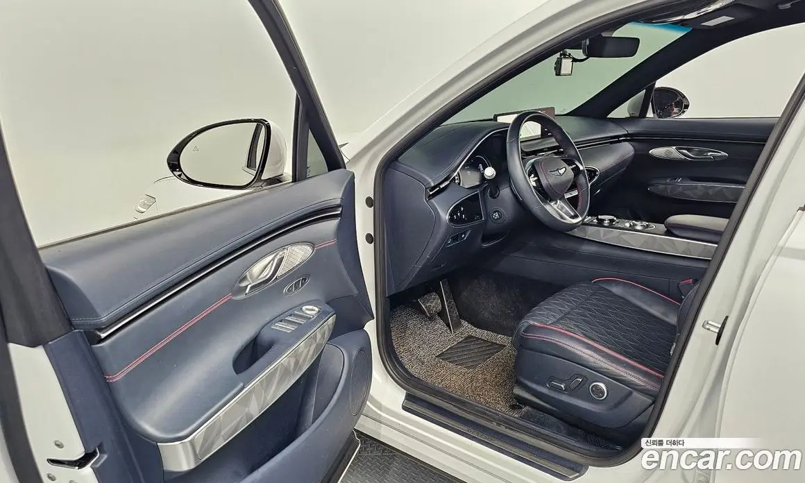 Genesis GV70 2021 2.5 автомат (гидро), фото 13 Genesis GV70 2021 2.5 автомат (гидро), фото 13