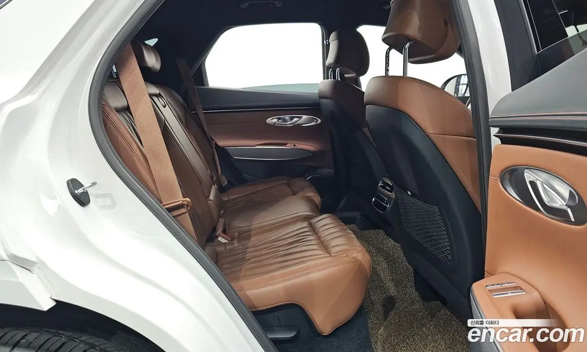 Genesis GV70 2021 2.5 автомат (гидро), фото 16