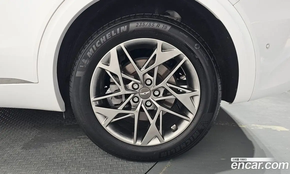 Genesis GV70 2021 2.5 автомат (гидро), фото 6
