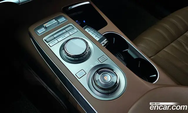 Genesis GV70 2024 2.5 автомат (гидро), миниатюра 12