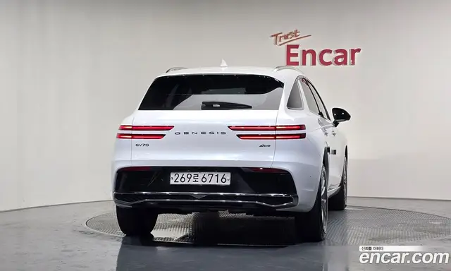 Genesis GV70 2024 2.5 автомат (гидро), миниатюра 4 Genesis GV70 2024 2.5 автомат (гидро), миниатюра 4