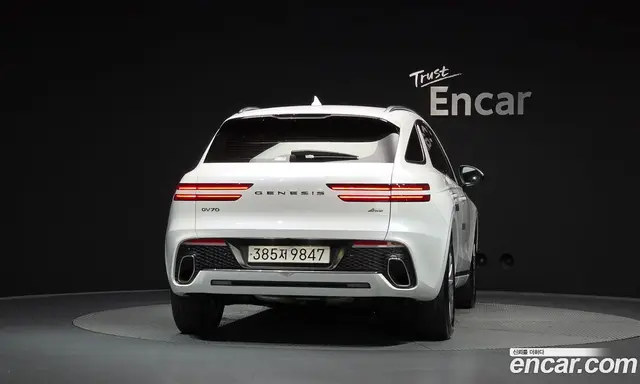 Genesis GV70 2024 2.5 автомат (гидро), миниатюра 4 Genesis GV70 2024 2.5 автомат (гидро), миниатюра 4