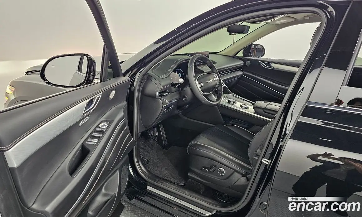 Genesis GV80 2023 2.5 автомат (гидро), фото 13 Genesis GV80 2023 2.5 автомат (гидро), фото 13