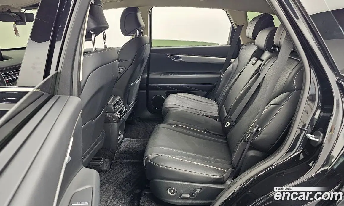 Genesis GV80 2023 2.5 автомат (гидро), фото 18 Genesis GV80 2023 2.5 автомат (гидро), фото 18