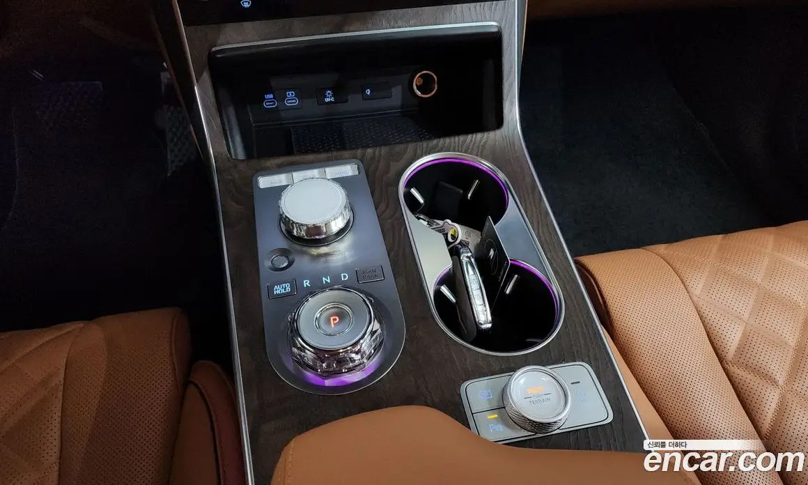 Genesis GV80 2024 2.5 автомат (гидро), фото 12 Genesis GV80 2024 2.5 автомат (гидро), фото 12
