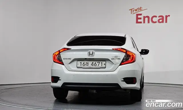 Honda Civic 2017 2.0 автомат (гидро), миниатюра 4 Honda Civic 2017 2.0 автомат (гидро), миниатюра 4