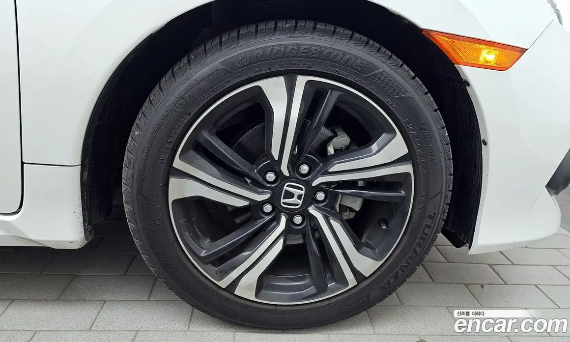 Honda Civic 2017 2.0 автомат (гидро), фото 7 Honda Civic 2017 2.0 автомат (гидро), фото 7