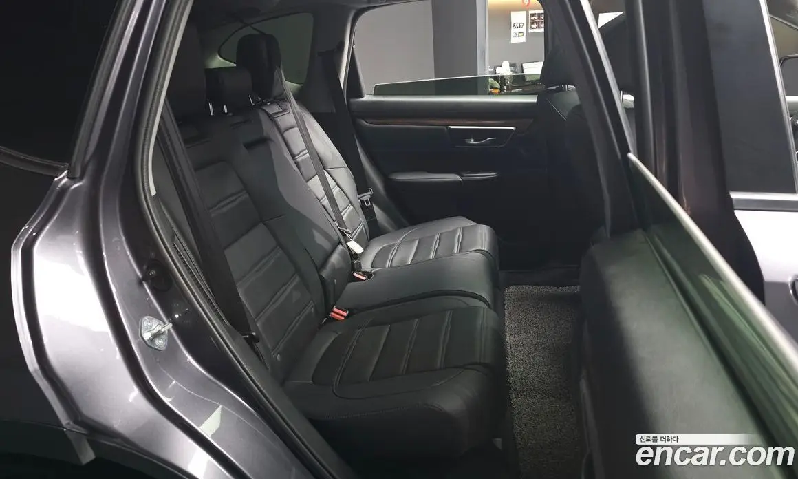Honda CR-V 2022 2.0 автомат (гидро), фото 18