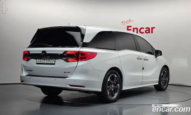 Honda Odyssey 2021 3.5 автомат (гидро), миниатюра 2
