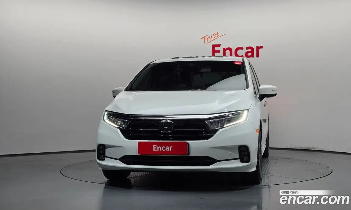 Honda Odyssey 2021 3.5 автомат (гидро), фото 3