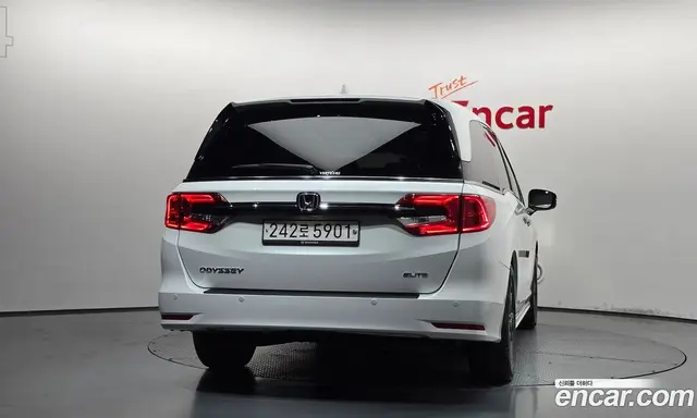 Honda Odyssey 2021 3.5 автомат (гидро), миниатюра 4