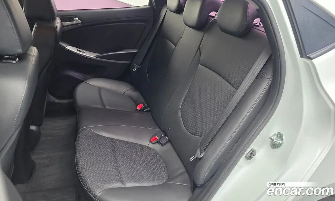 Hyundai Accent 2015 1.4 автомат (гидро), фото 16 Hyundai Accent 2015 1.4 автомат (гидро), фото 16