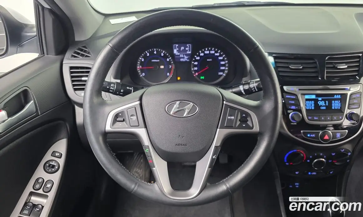 Hyundai Accent 2015 1.4 автомат (гидро), фото 19 Hyundai Accent 2015 1.4 автомат (гидро), фото 19