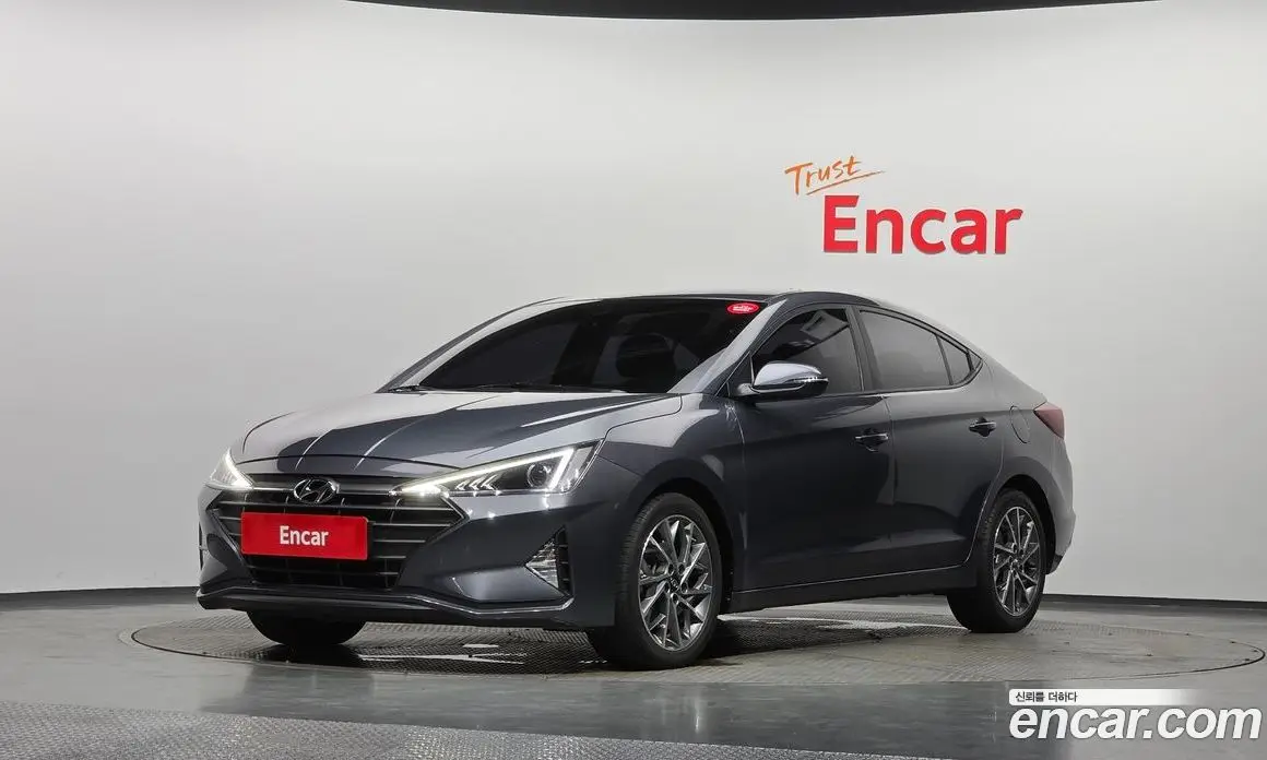 Hyundai Avante 2019 1.6 автомат (гидро), фото 1 Hyundai Avante 2019 1.6 автомат (гидро), фото 1