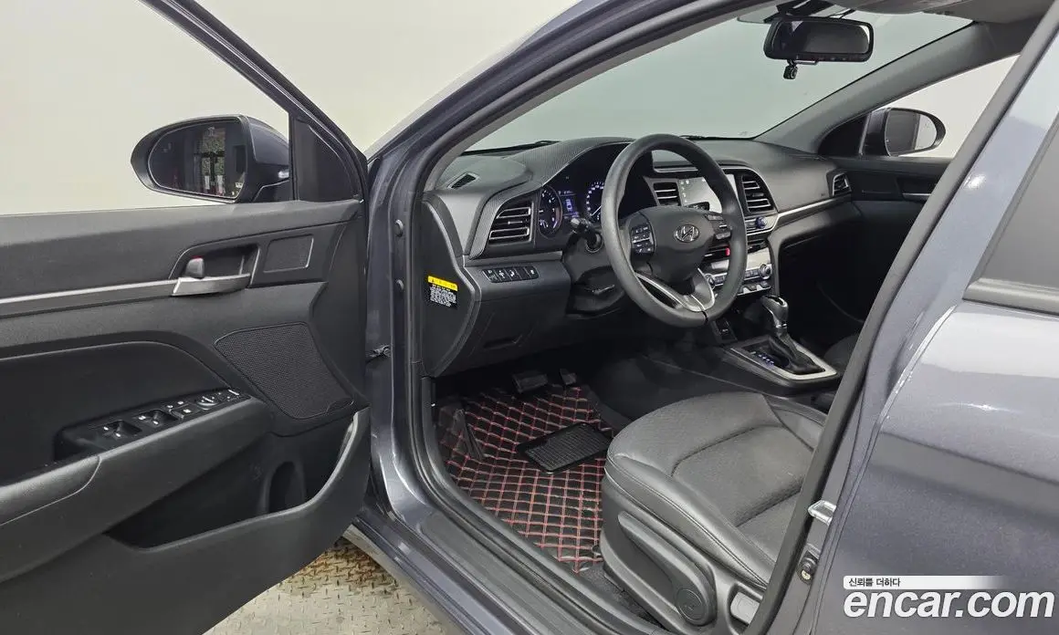 Hyundai Avante 2019 1.6 автомат (гидро), фото 13 Hyundai Avante 2019 1.6 автомат (гидро), фото 13
