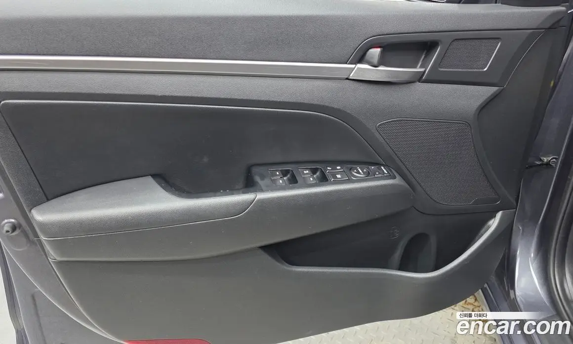 Hyundai Avante 2019 1.6 автомат (гидро), фото 14 Hyundai Avante 2019 1.6 автомат (гидро), фото 14