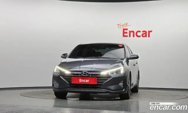 Hyundai Avante 2019 1.6 автомат (гидро), миниатюра 3 Hyundai Avante 2019 1.6 автомат (гидро), миниатюра 3