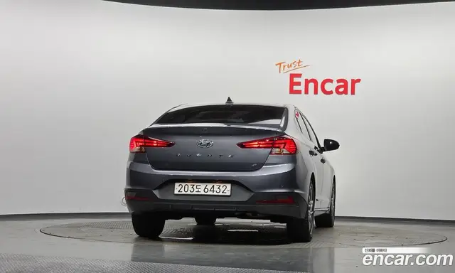 Hyundai Avante 2019 1.6 автомат (гидро), миниатюра 4 Hyundai Avante 2019 1.6 автомат (гидро), миниатюра 4