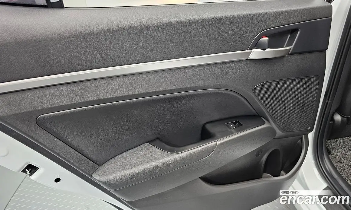 Hyundai Avante 2020 1.6 автомат (гидро), фото 15