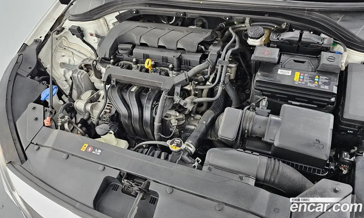 Hyundai Avante 2020 1.6 автомат (гидро), фото 6