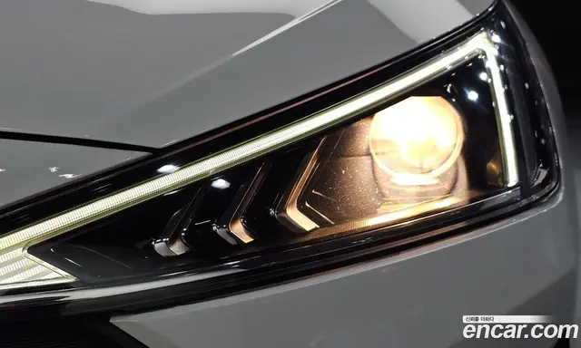 Hyundai Avante 2020 1.6 автомат (гидро), миниатюра 8