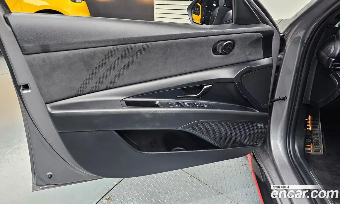 Hyundai Avante 2022 2.0 автомат (гидро), фото 14