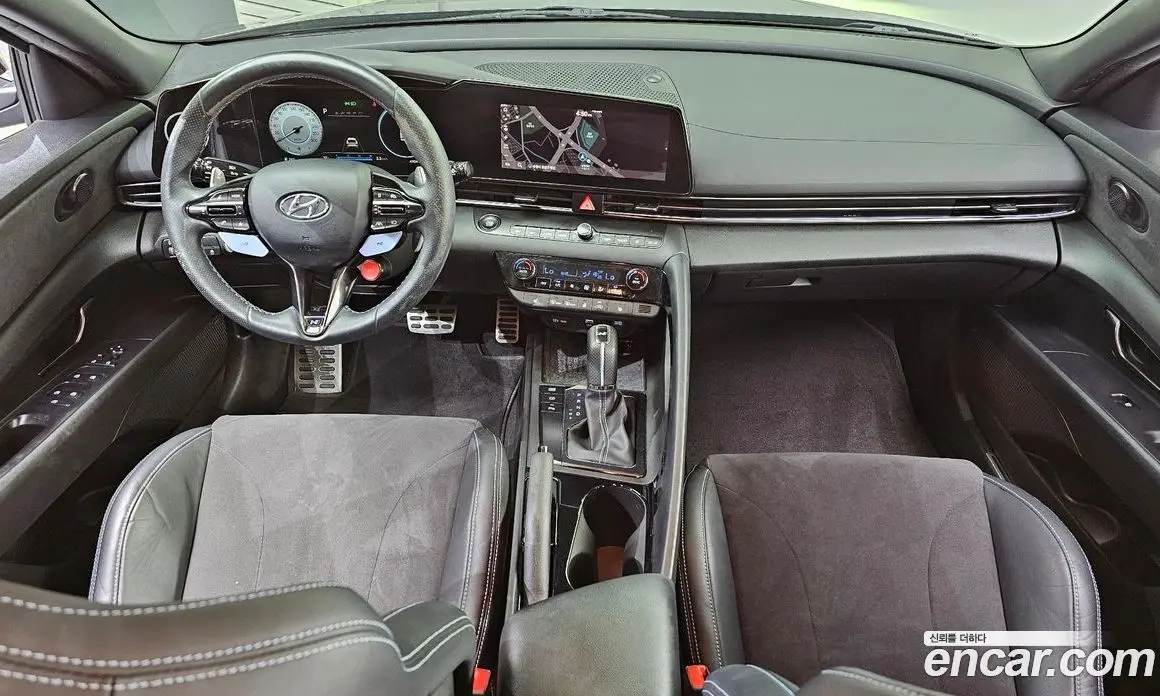 Hyundai Avante 2022 2.0 автомат (гидро), фото 10