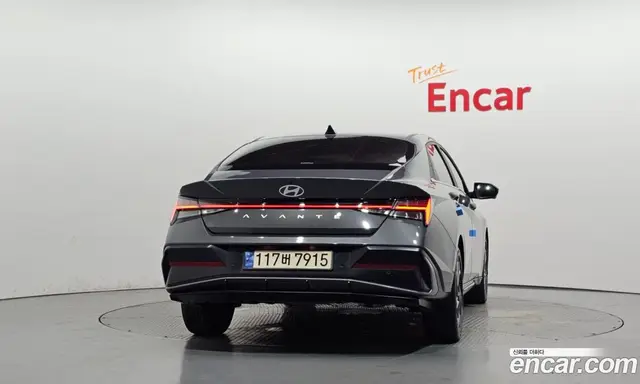Hyundai Avante 2023 1.6 автомат (гидро), миниатюра 4
