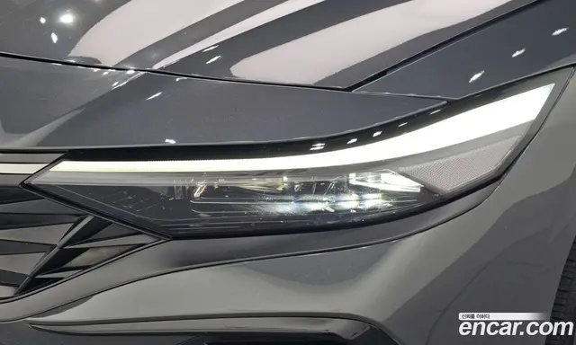 Hyundai Avante 2023 1.6 автомат (гидро), миниатюра 8