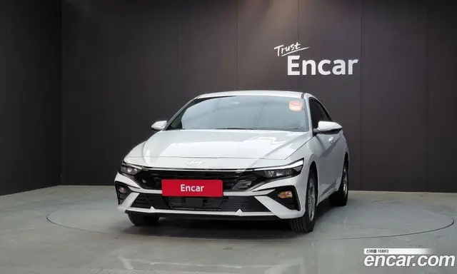 Hyundai Avante 2024 1.6 автомат (гидро), миниатюра 3 Hyundai Avante 2024 1.6 автомат (гидро), миниатюра 3