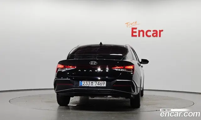 Hyundai Avante 2024 1.6 автомат (гидро), миниатюра 3