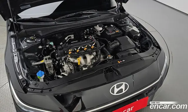 Hyundai Avante 2024 1.6 автомат (гидро), миниатюра 5