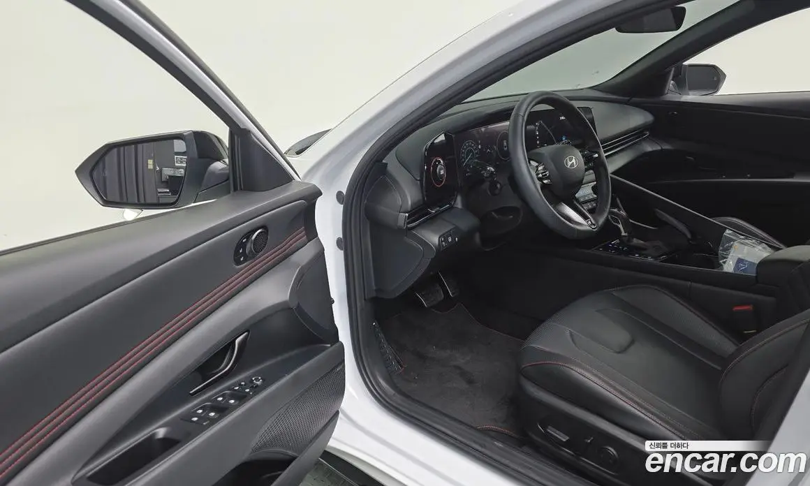 Hyundai Avante 2025 1.6 автомат (гидро), фото 17 Hyundai Avante 2025 1.6 автомат (гидро), фото 17