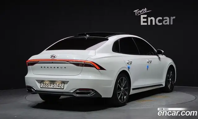 Hyundai Grandeur 2022 3.0 автомат (гидро), миниатюра 2