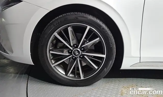 Hyundai Grandeur 2022 3.0 автомат (гидро), миниатюра 5