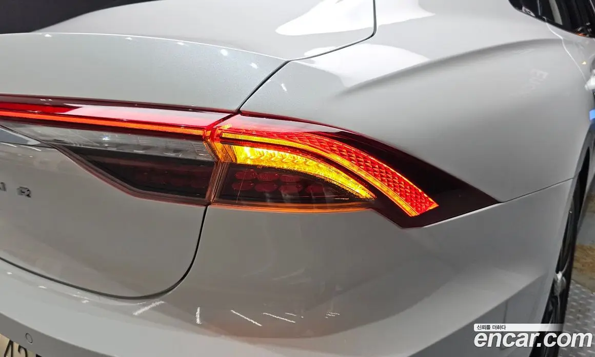 Hyundai Grandeur 2022 3.0 автомат (гидро), фото 9