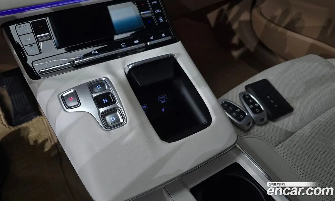 Hyundai Grandeur 2022 2.4 автомат (гидро), фото 12