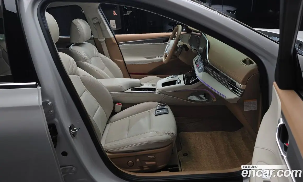 Hyundai Grandeur 2022 2.4 автомат (гидро), фото 16