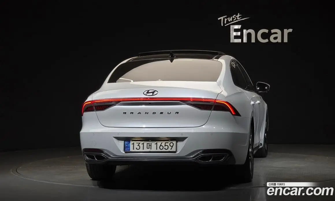 Hyundai Grandeur 2022 2.4 автомат (гидро), фото 4
