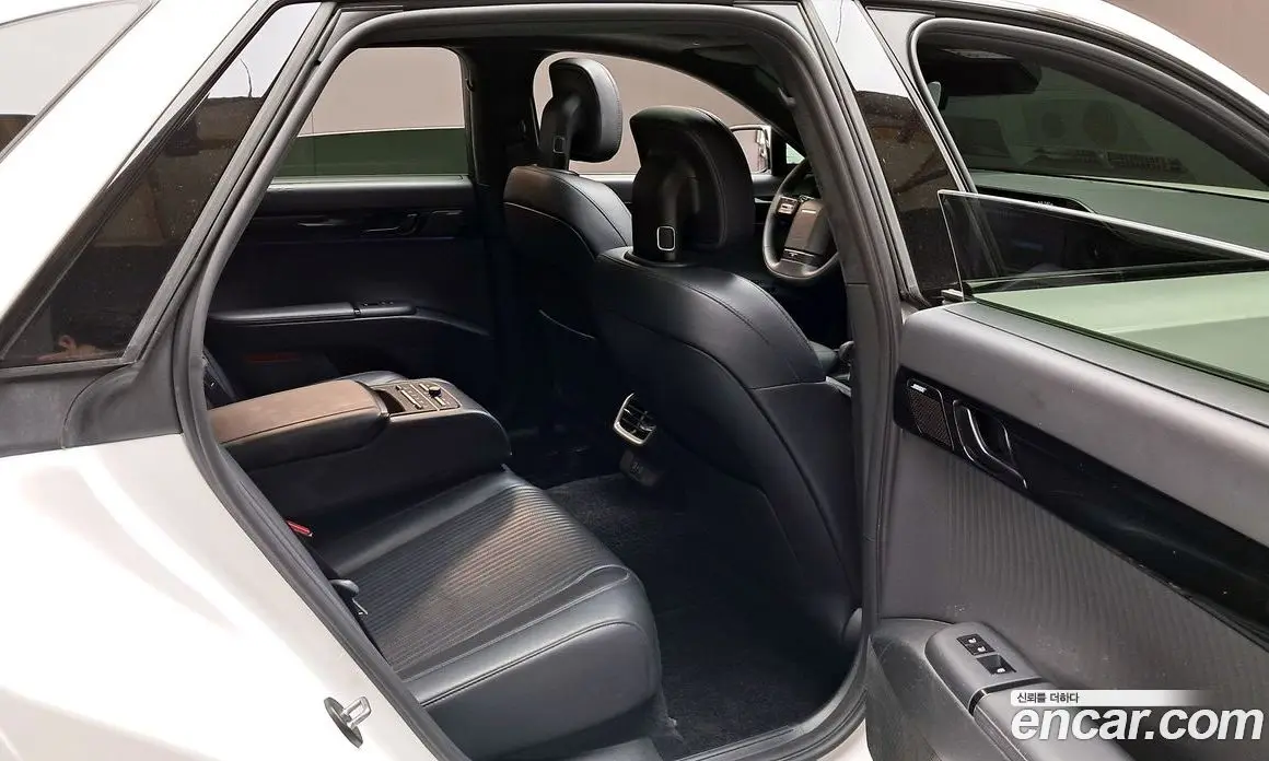 Hyundai Grandeur 2023 3.5 автомат (гидро), фото 16 Hyundai Grandeur 2023 3.5 автомат (гидро), фото 16