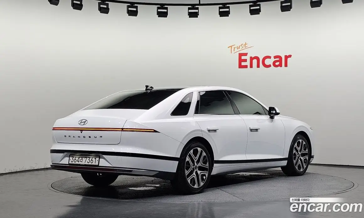 Hyundai Grandeur 2023 3.5 автомат (гидро), фото 2 Hyundai Grandeur 2023 3.5 автомат (гидро), фото 2