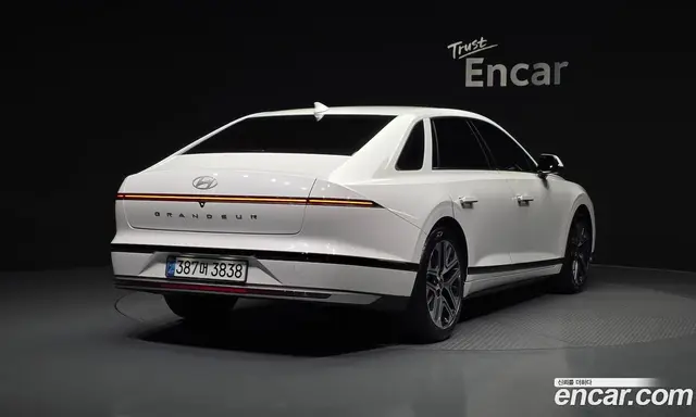 Hyundai Grandeur 2024 1.6 автомат (гидро), миниатюра 2