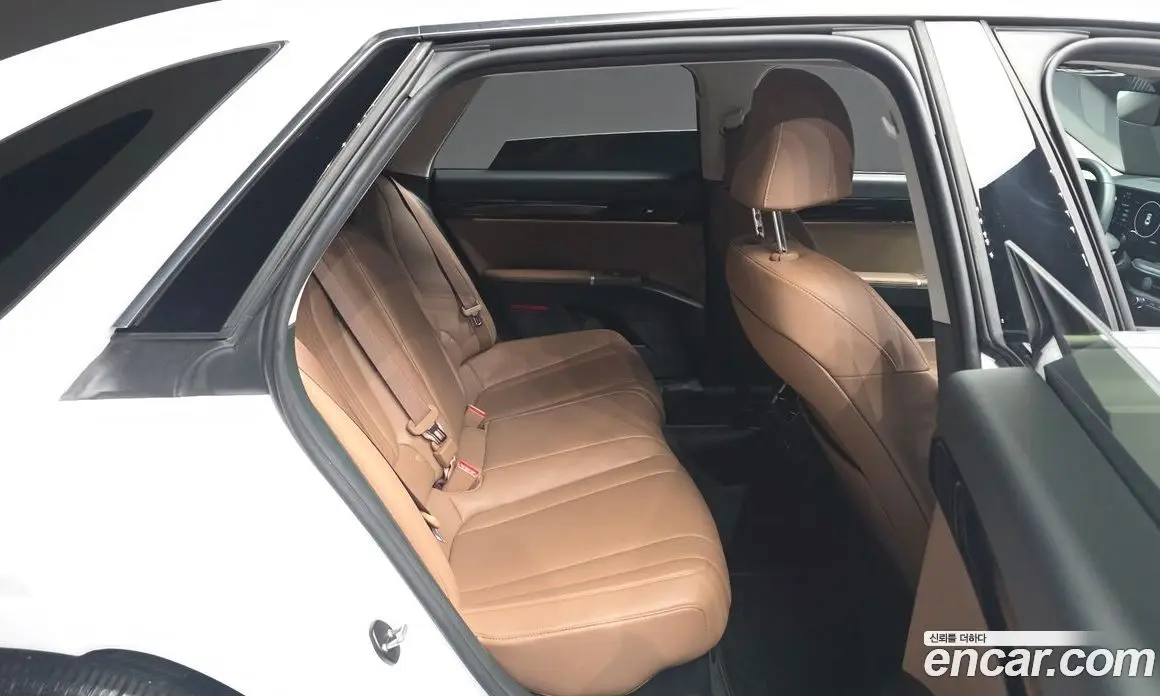 Hyundai Grandeur 2024 1.6 автомат (гидро), фото 18