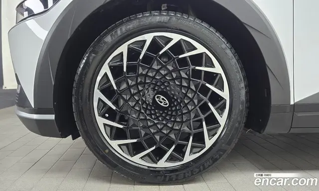 Hyundai Ioniq 5 2024 0.1 автомат (гидро), миниатюра 5