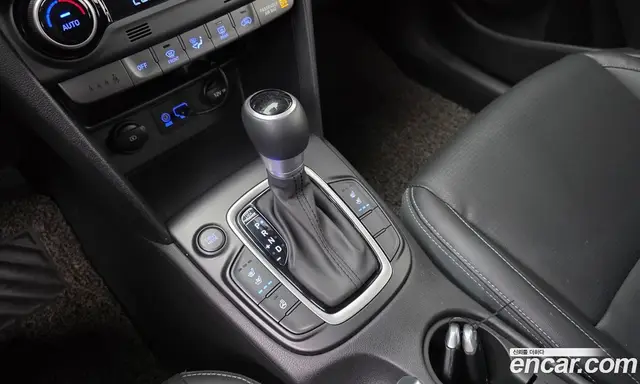 Hyundai Kona 2019 1.6 автомат (гидро), миниатюра 12