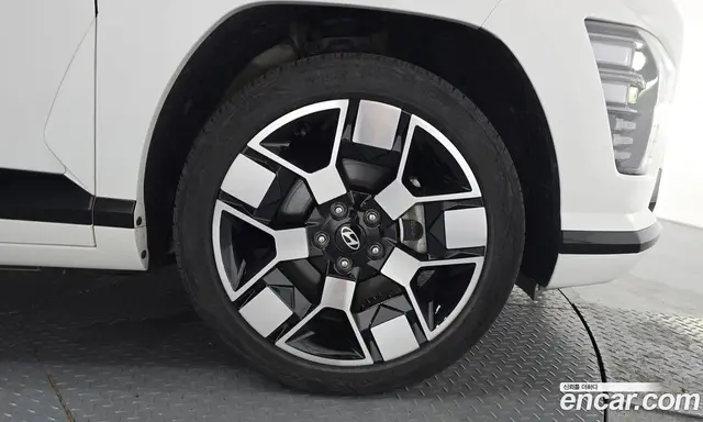 Hyundai Kona 2023 0.2 автомат (гидро), миниатюра 7