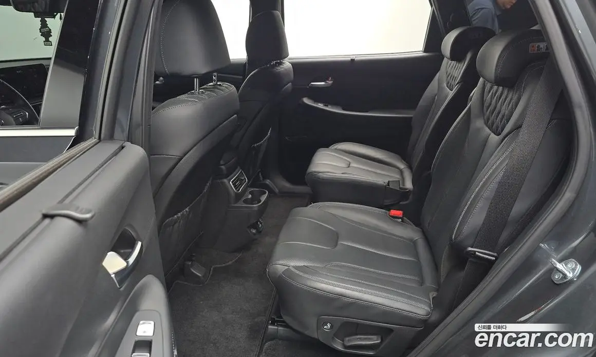Hyundai Santa Fe 2023 1.6 автомат (гидро), фото 17 Hyundai Santa Fe 2023 1.6 автомат (гидро), фото 17