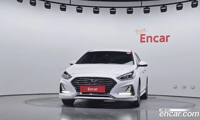Hyundai Sonata 2017 2.0 автомат (гидро), миниатюра 3