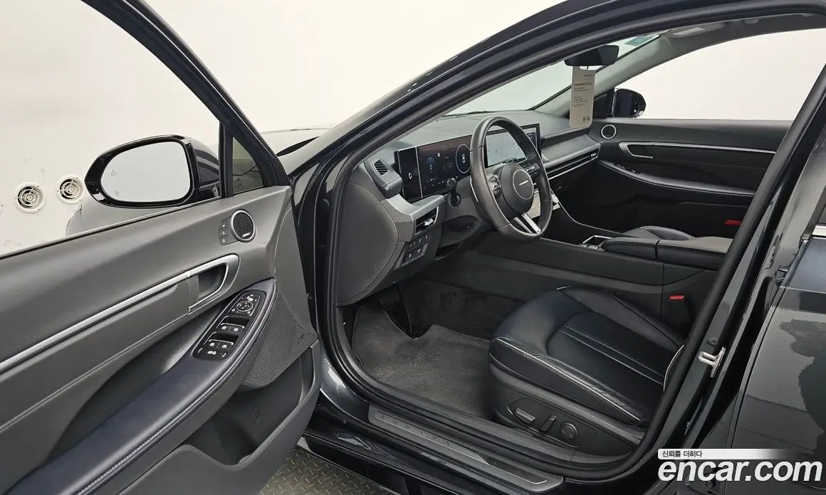 Hyundai Sonata 2023 2.0 автомат (гидро), фото 12 Hyundai Sonata 2023 2.0 автомат (гидро), фото 12